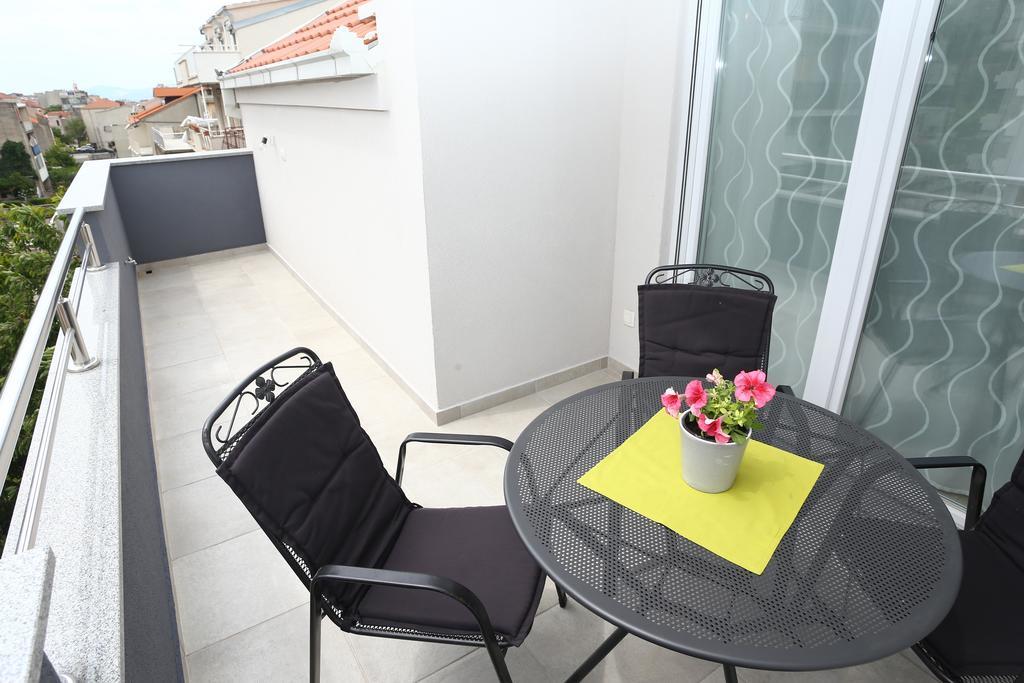 Apartment Nikolina Split Exteriör bild